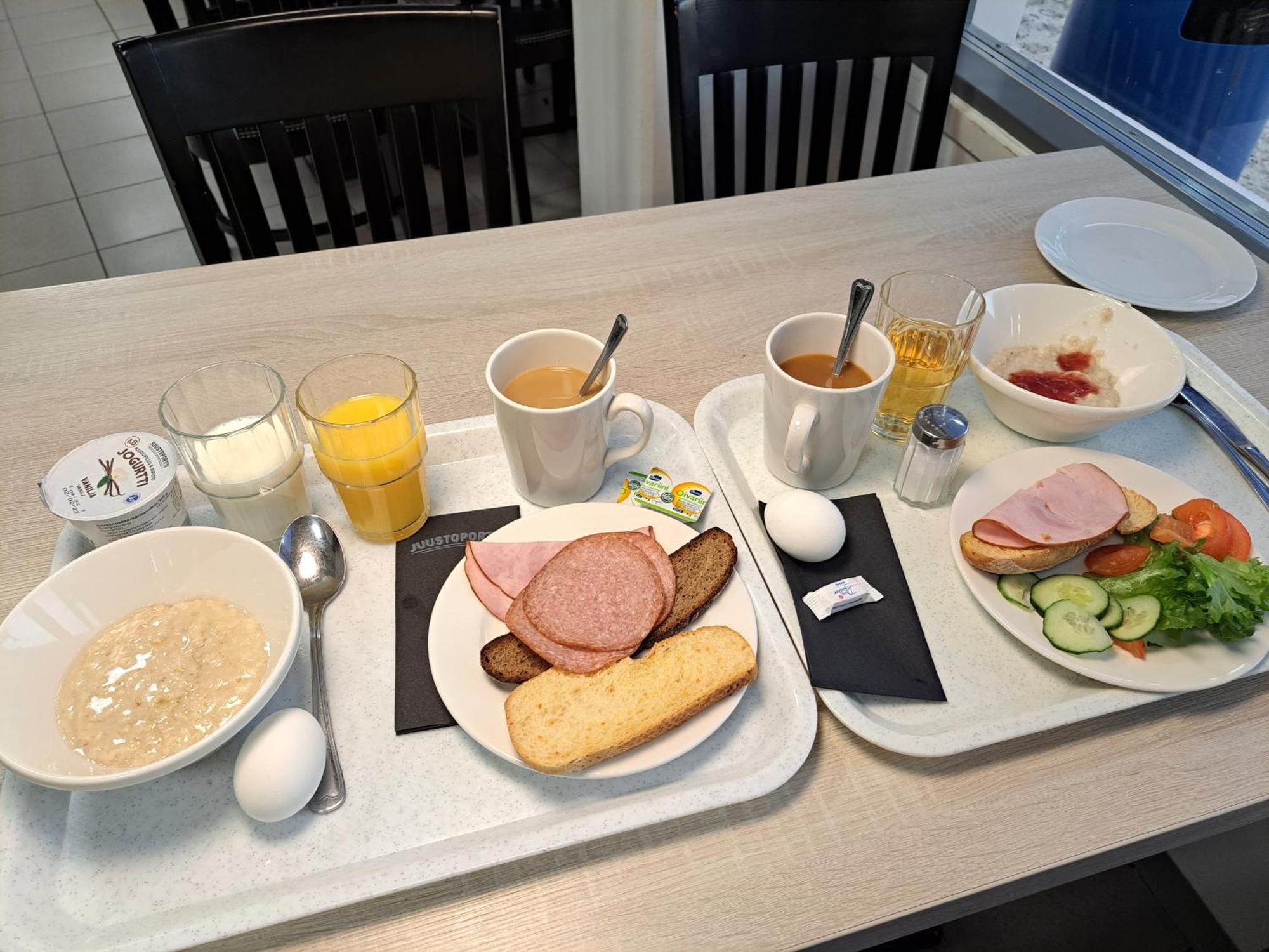 Hotelli Kaersaemaeki Exteriör bild